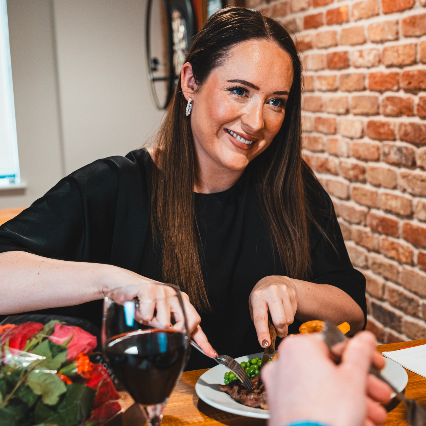 Valentine’s Weekend Dining & Treat Menu at The Station Garden in Didcot